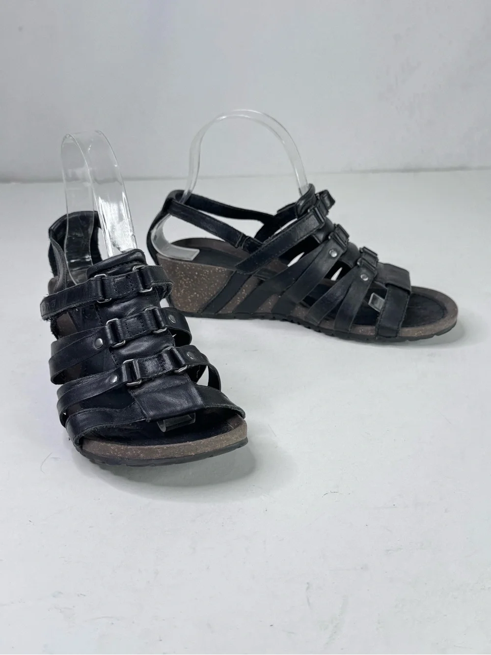 Teva Black Multi-Strap Wedge Sandals leather size 7.5